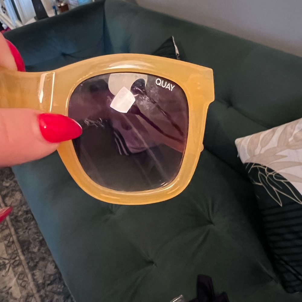 Quay Australia Sunglasses - Yellow and Brown see photos - Picture 9 of 12